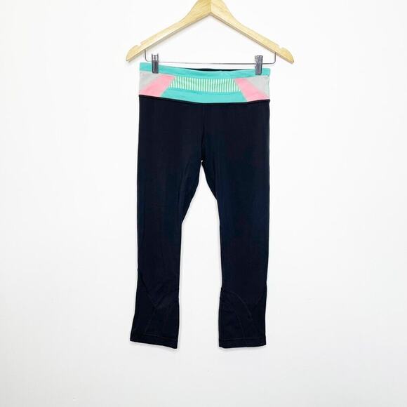 Lululemon Run: Inspire Crop II Black Quilt Spring13 12 luxtreme womens US 6 - Picture 2 of 4